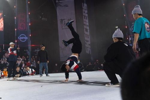 街舞狂潮,舞动青春，燃爆街头  第3张