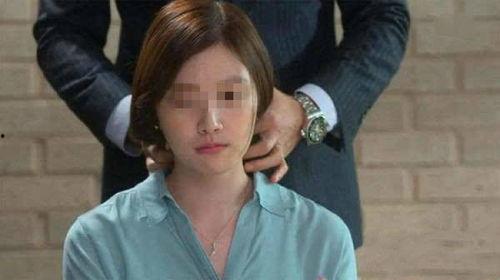 刚离婚和前妻死对头在一起,刚离婚的他竟与前妻死对头携手共度  第2张